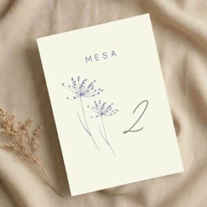 Número de mesa modelo Natura para eventos, con fondo blanco